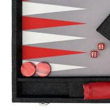 Coffret de backgammon moyen Hector Saxe en toile jeans rouge carmin et cuir avec pions nacrés