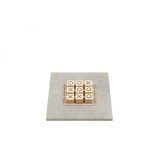 Tic Tac Toe en Cuir Blanc Cassé | Hector Saxe | L'Astuce Genève