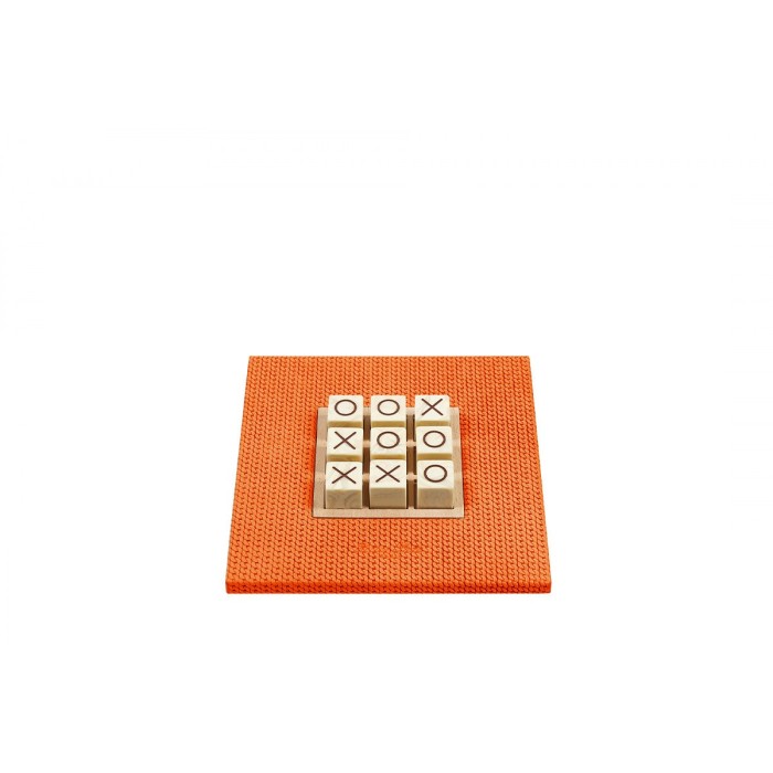Tic Tac Toe en Cuir - Effet Chaîne